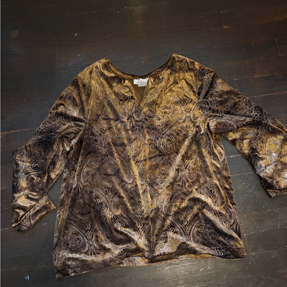 Velvet Paisley Long Sleeve Top